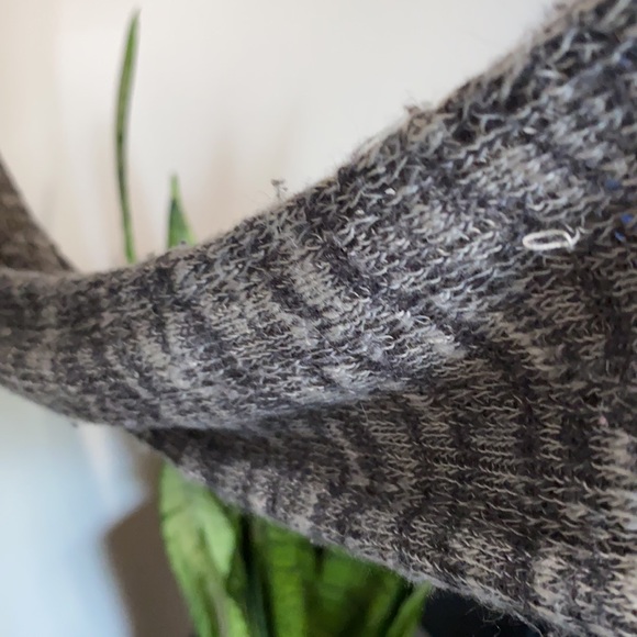 Grey cowl neck knit sweater - Picture 7 of 13